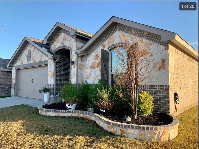 property at 469 Pollyann Trl