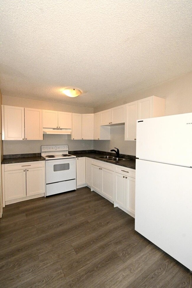 property at 1483 Milburn Ave