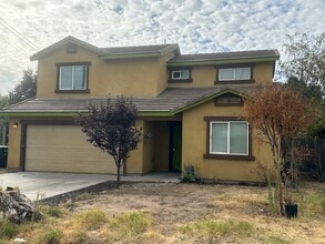 400 Fairway Dr in Modesto, CA - Building Photo - Building Photo