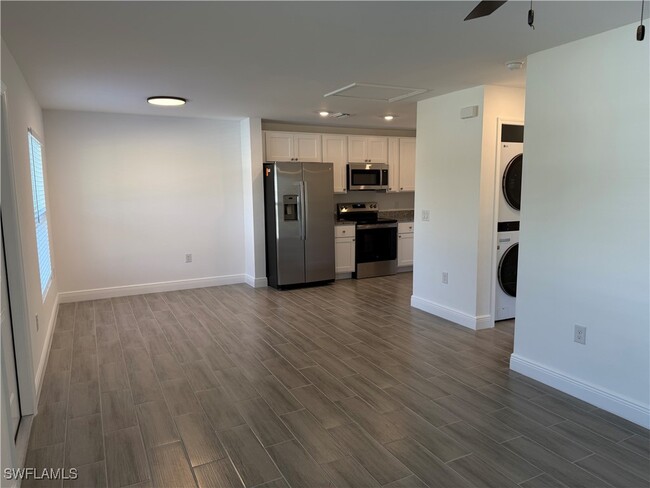 property at 917 Graystone Ave