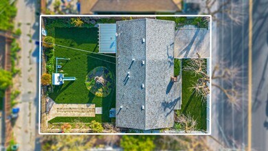 1415 W Roseburg Ave in Modesto, CA - Building Photo - Building Photo