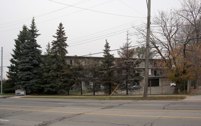 Gardenia Apartments in Hamilton, ON - Building Photo - Building Photo