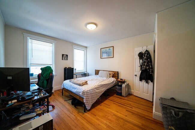 8 Selkirk Rd, Unit #1 in Boston, MA - Building Photo - Building Photo