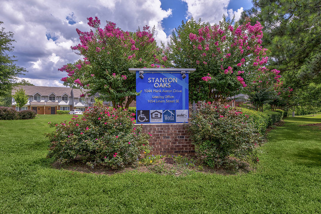 Stanton Oaks in Atlanta, GA - Foto de edificio - Building Photo