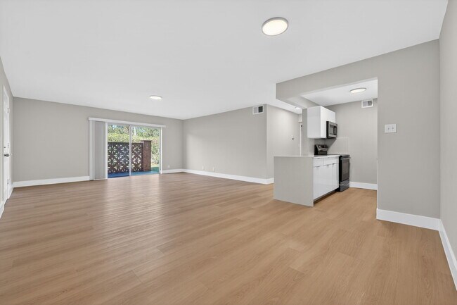 11607 NW 29th St, Unit Unit # B3 in Coral Springs, FL - Building Photo - Building Photo