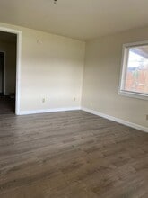 2440 Chatham Hill Dr in Wenatchee, WA - Building Photo - Building Photo