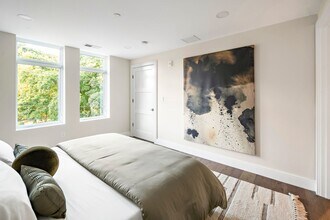 22 Kinmonth Rd in Newton, MA - Building Photo - Building Photo