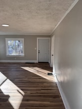 208 W Brown Ave in Bellefontaine, OH - Foto de edificio - Building Photo