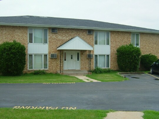 4504 Trevor Cir in Rockford, IL - Foto de edificio