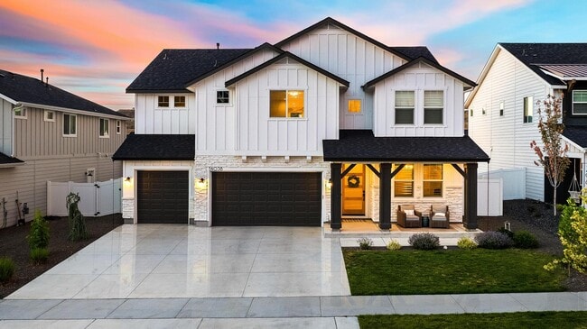 property at 14038 N Rainy Pl
