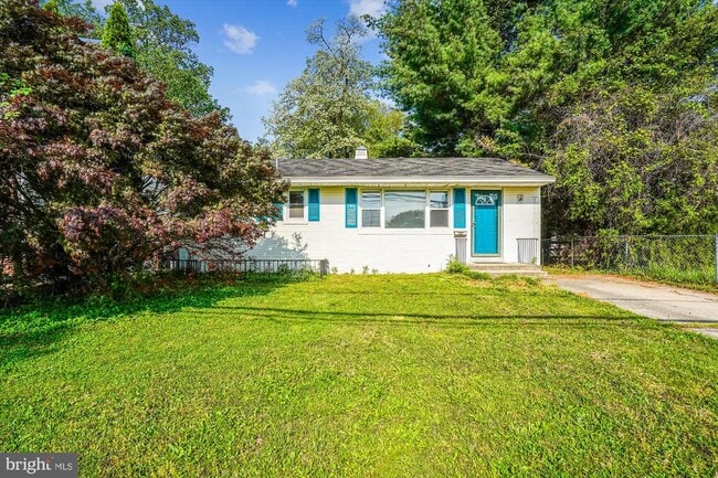 property at 224 N Van Buren St