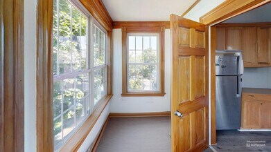 21 Alpine St, Unit #2 in Boston, MA - Building Photo - Building Photo