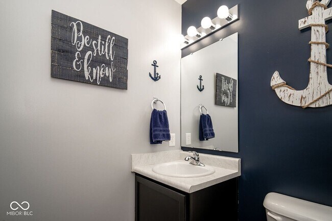 884 Star Flower Trace in Greenwood, IN - Building Photo - Building Photo