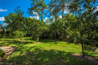 1032 Tivoli Ln in Naples, FL - Building Photo - Building Photo