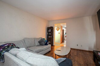 1820 Roosevelt St in Little Chute, WI - Building Photo - Building Photo