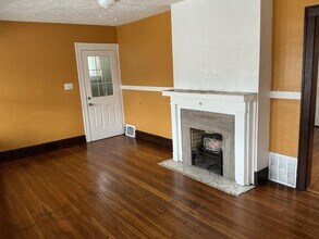 3428 W 117th St in Cleveland, OH - Building Photo - Building Photo