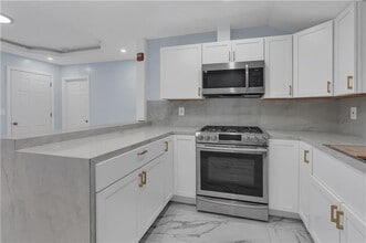 458 High St in Central Falls, RI - Building Photo - Building Photo
