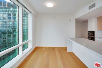 877 Francisco St in Los Angeles, CA - Building Photo - Building Photo