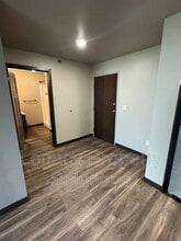 220 E Greenfield Ln in Bismarck, ND - Building Photo - Building Photo