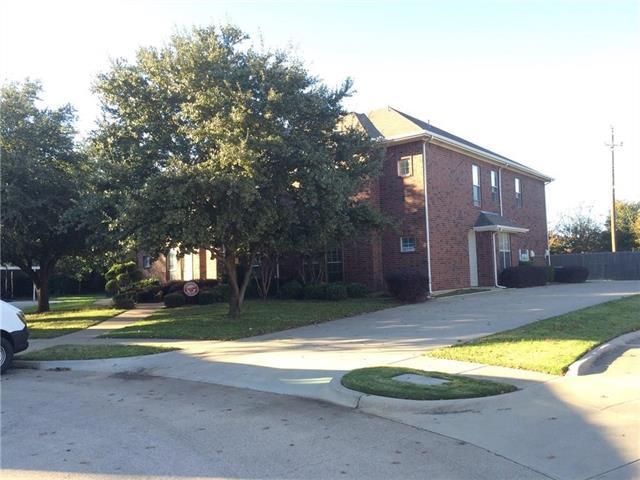 121 Wildwood Ct in Grapevine, TX - Building Photo - Building Photo