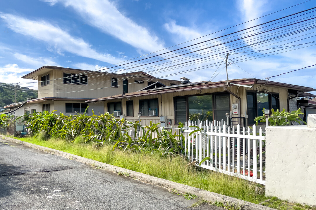 1717 Palolo Ave in Honolulu, HI - Foto de edificio