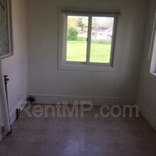 1302 W Lyons St in Mt. Pleasant, MI - Building Photo - Building Photo