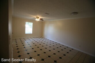 16806 Castile Ave in Panama City Beach, FL - Foto de edificio - Building Photo