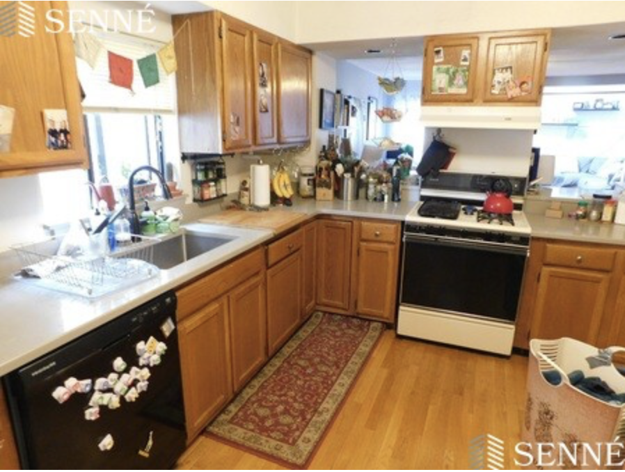 351 Norfolk St, Unit 1 in Cambridge, MA - Foto de edificio