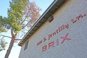 Brix in Tempe, AZ - Building Photo - Building Photo