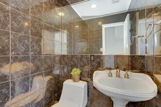 1147 Bellmore Rd in North Bellmore, NY - Building Photo - Building Photo