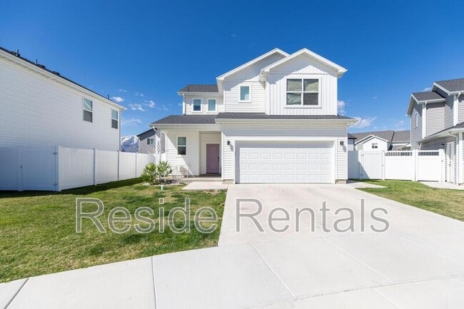 property at 2007 Redtail Cir