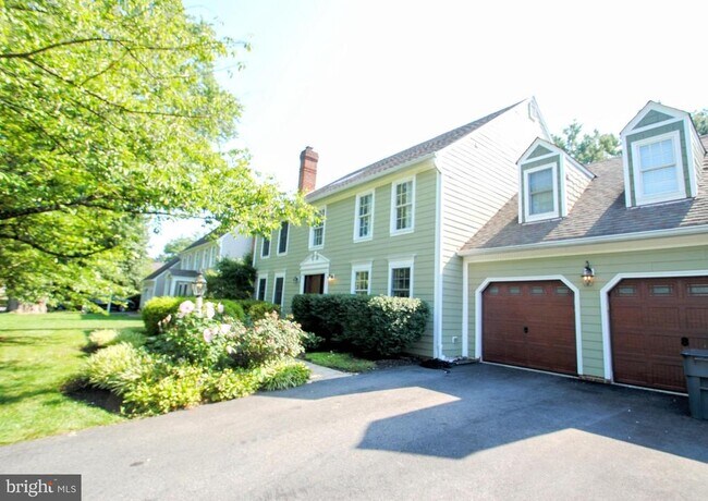 1506 Chain Bridge Ct