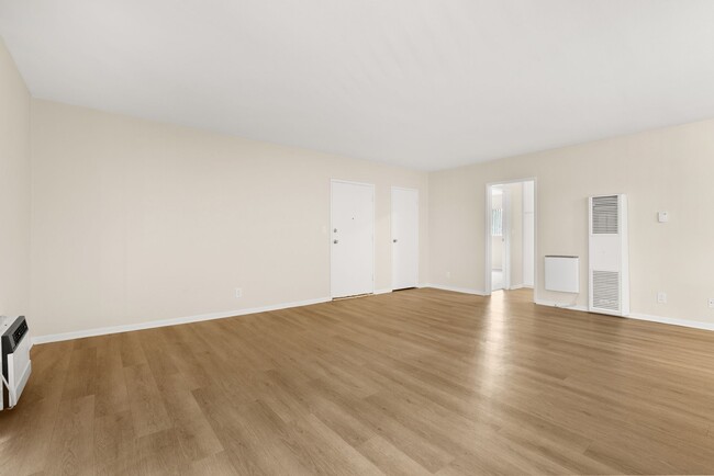 Melrose Place Apartments