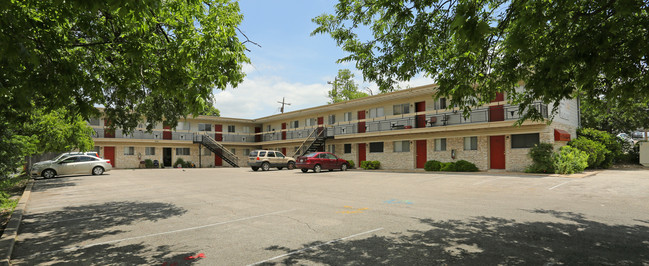 Tower View Apartments in Austin, TX - Building Photo - Building Photo