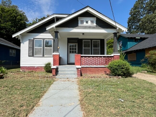 property at 1131 Rozelle St
