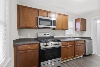 1829 Anne Ave in Lincoln Park, MI - Building Photo - Building Photo