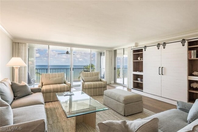 10691 Gulf Shore Dr in Naples, FL - Building Photo - Building Photo