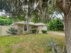 808 Valencia Ave in Daytona Beach, FL - Building Photo