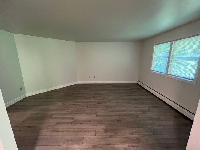 25 Baycrest Dr in South Burlington, VT - Building Photo - Building Photo