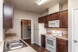 The Park at Sutton Oaks in San Antonio, TX - Foto de edificio - Interior Photo