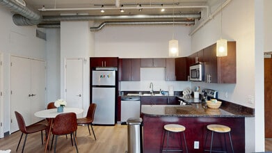 Brix at 26 in Pittsburgh, PA - Foto de edificio - Building Photo