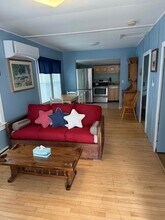 7 Dover Ave in Hampton, NH - Foto de edificio - Building Photo