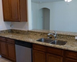 33918 Emerald Pond Loop in Leesburg, FL - Building Photo - Building Photo