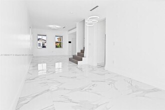 14532 SW 13th Terrace in Miami, FL - Building Photo - Building Photo