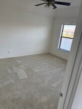 6021 SE Landing Way in Stuart, FL - Foto de edificio - Building Photo