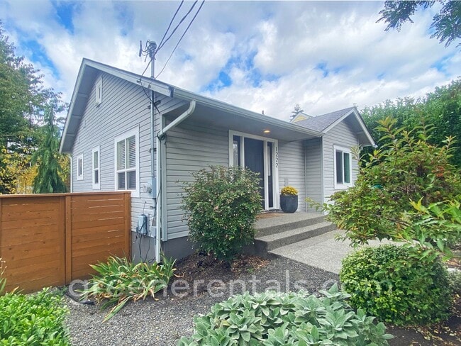 1222 9th Ave SE in Olympia, WA - Building Photo - Building Photo