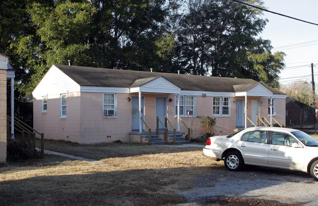 1819 Clement Ave in North Charleston, SC - Foto de edificio - Building Photo