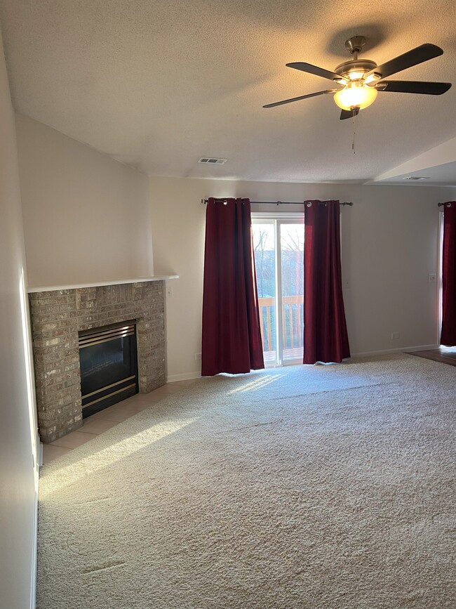 property at 295 Woodridge Cir