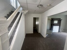 535 Locust Avenue in Morgantown, WV - Building Photo