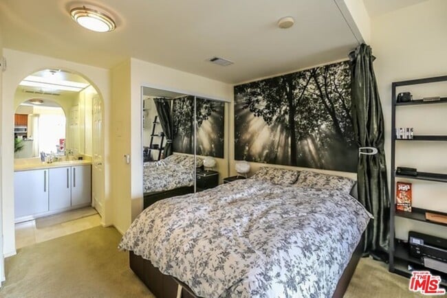 620 S Gramercy Pl in Los Angeles, CA - Building Photo - Building Photo